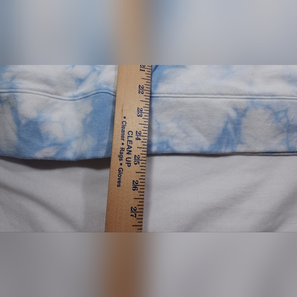 Nautica Women's Tie Dye Sky Theme Crew Neck Sweatshirt Size Large Blue / White - Picture 9 of 11